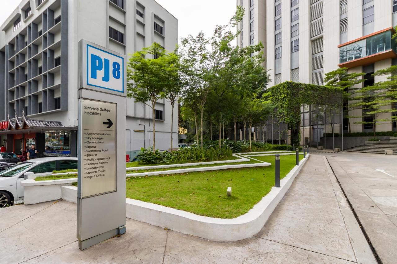 Pj8 Service Suites By Airhost Petaling Jaya Exteriér fotografie