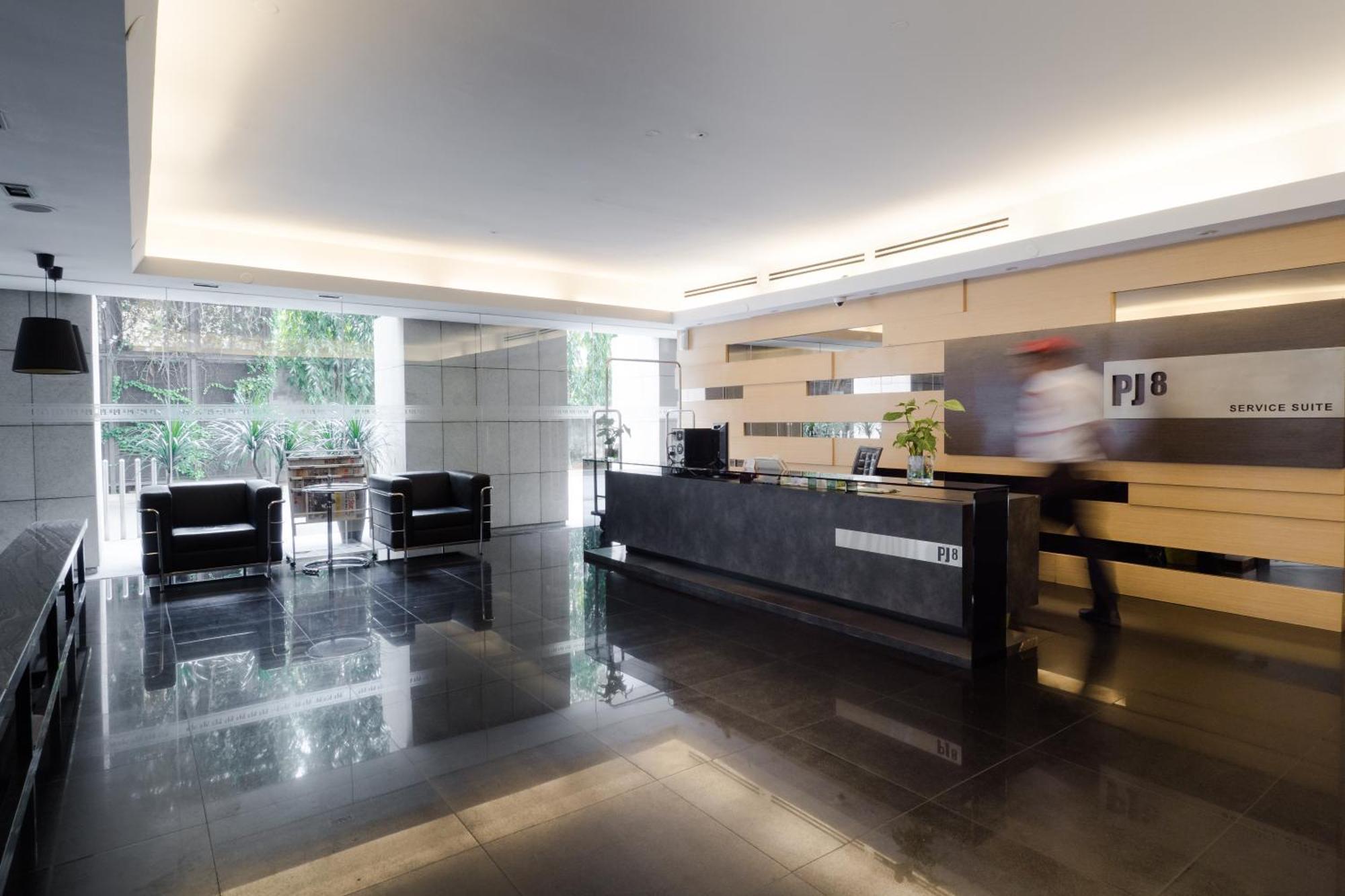 Pj8 Service Suites By Airhost Petaling Jaya Exteriér fotografie